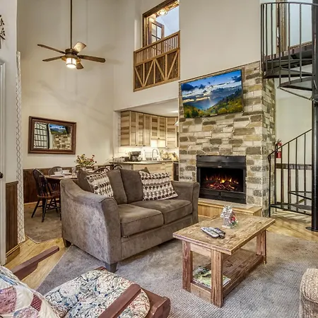 Villa Downtown Gatlinburg3Bdrm3Bathwalk To Center Of Town In Minutes